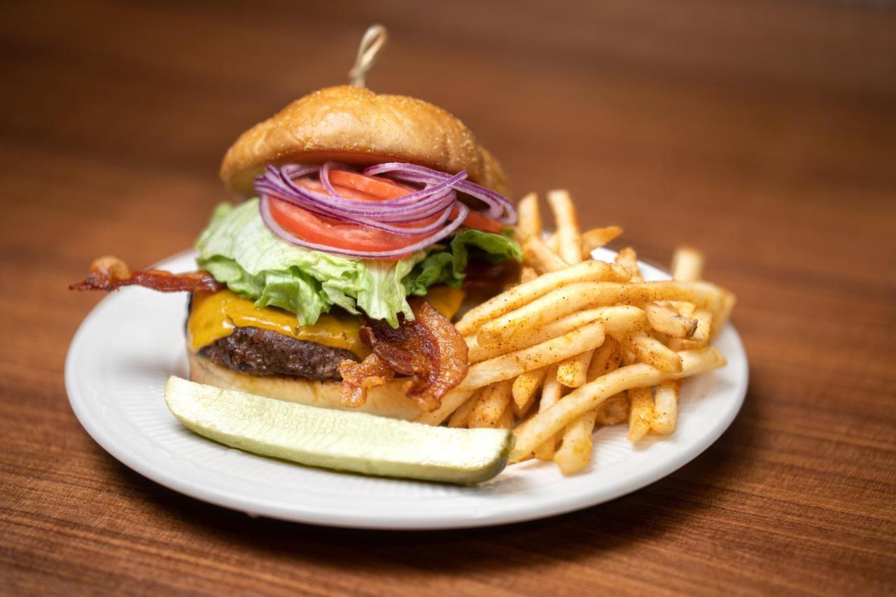 Holiday Inn Huntsville - Research Park By Ihg Bagian luar foto