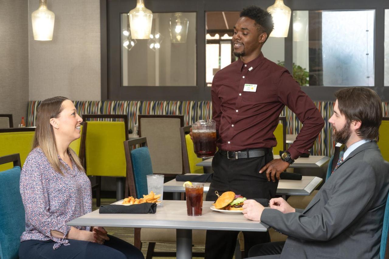 Holiday Inn Huntsville - Research Park By Ihg Bagian luar foto